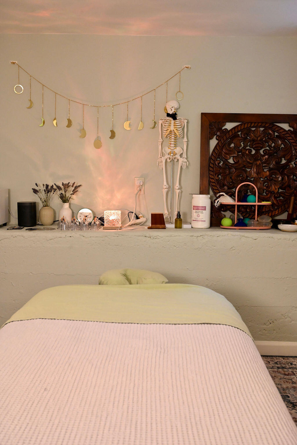 Treatment room at Venemt Massage at Seattle's Phinney Ridge